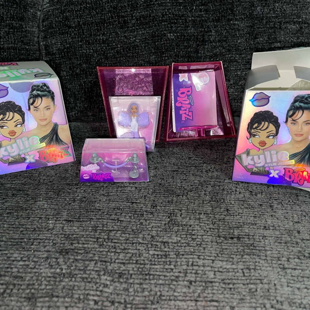 Bratz X Kylie Jenner Blind Box Mini Collectible Figure Doll Limited Edition
